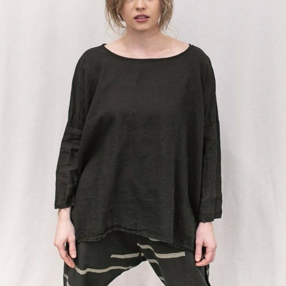 cp shades sibella top black linen size xs boatneck